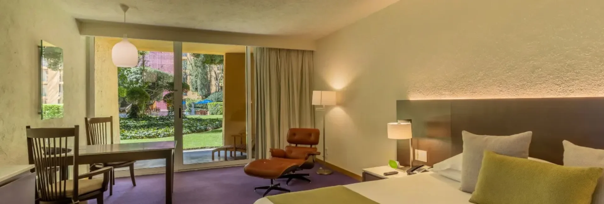 Superior Deluxe King Room